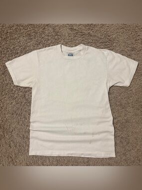 Plain White Crewneck T-Shirt - Classic Comfort